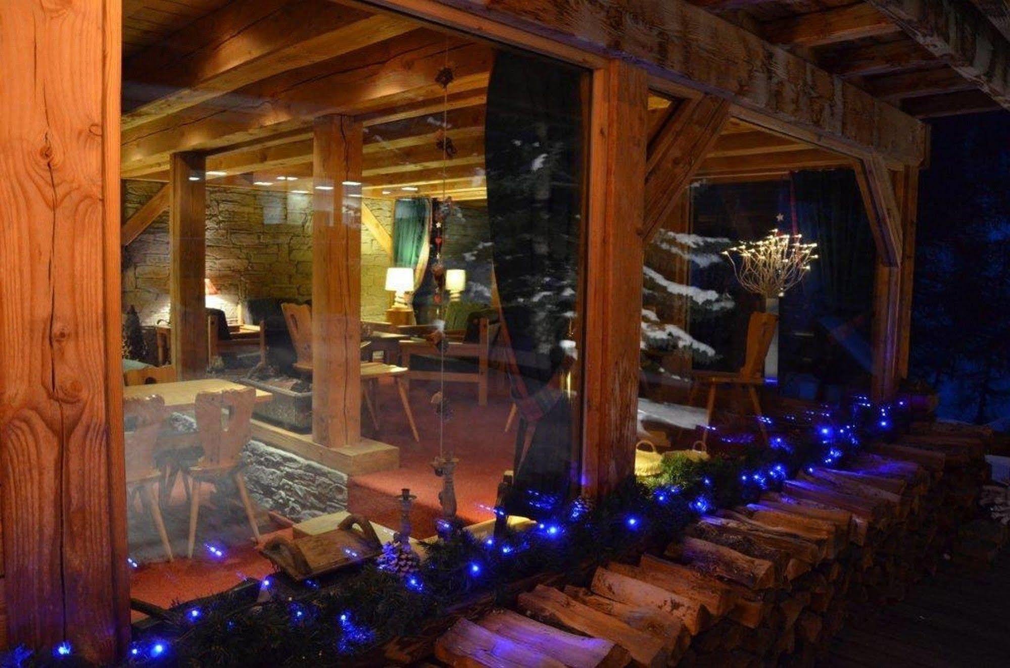 Hotel Ecureuil Вар Экстерьер фото