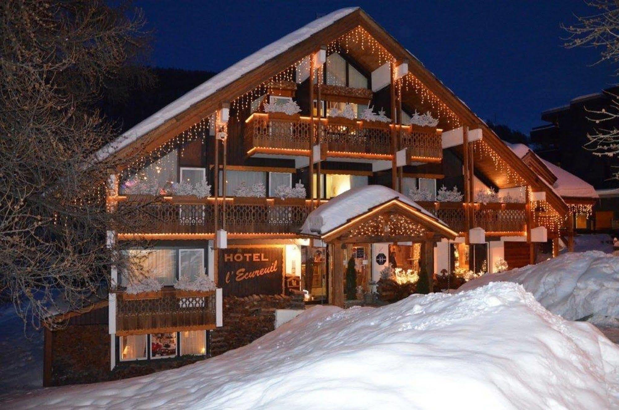 Hotel Ecureuil Вар Экстерьер фото