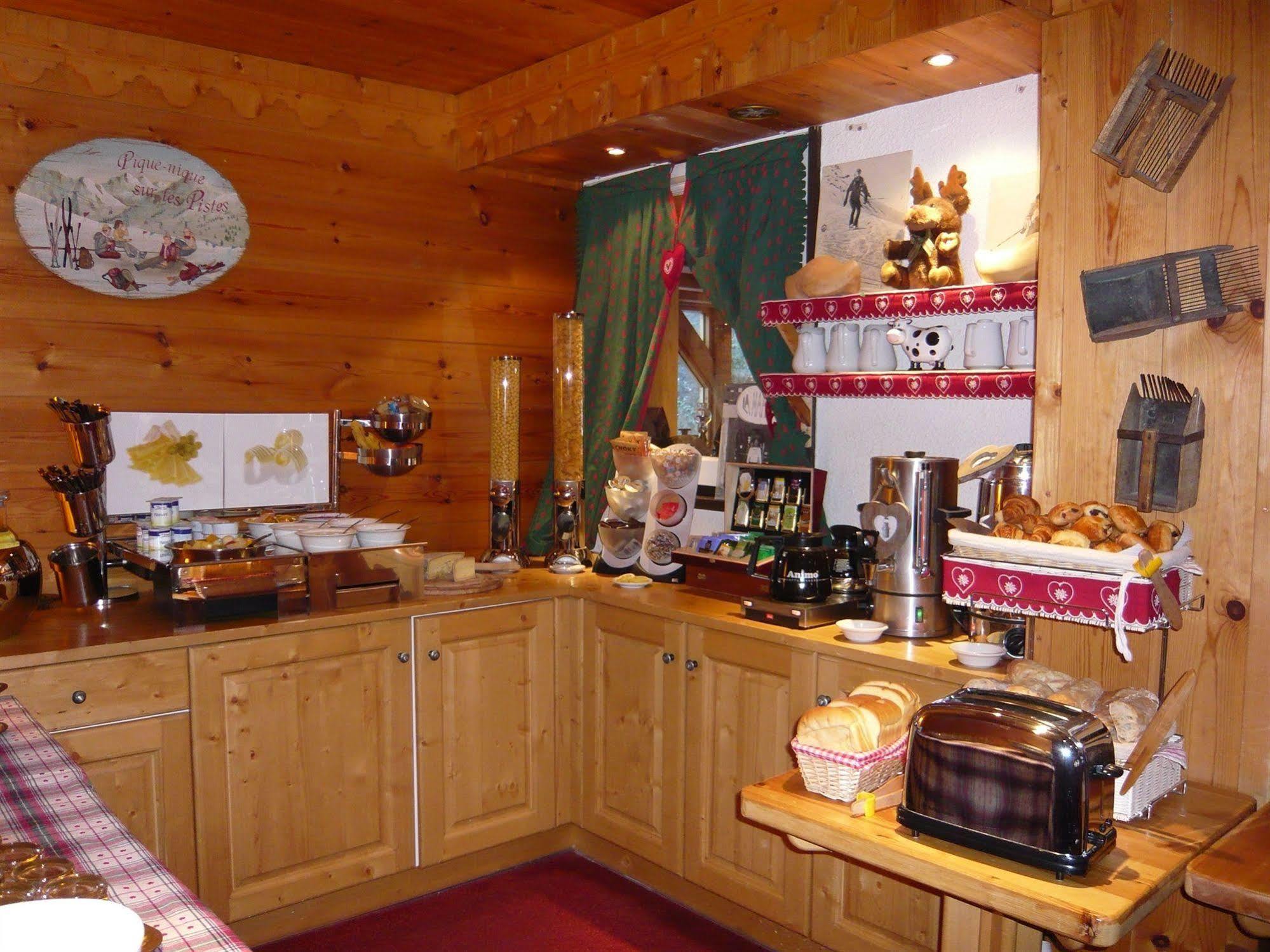 Hotel Ecureuil Вар Экстерьер фото